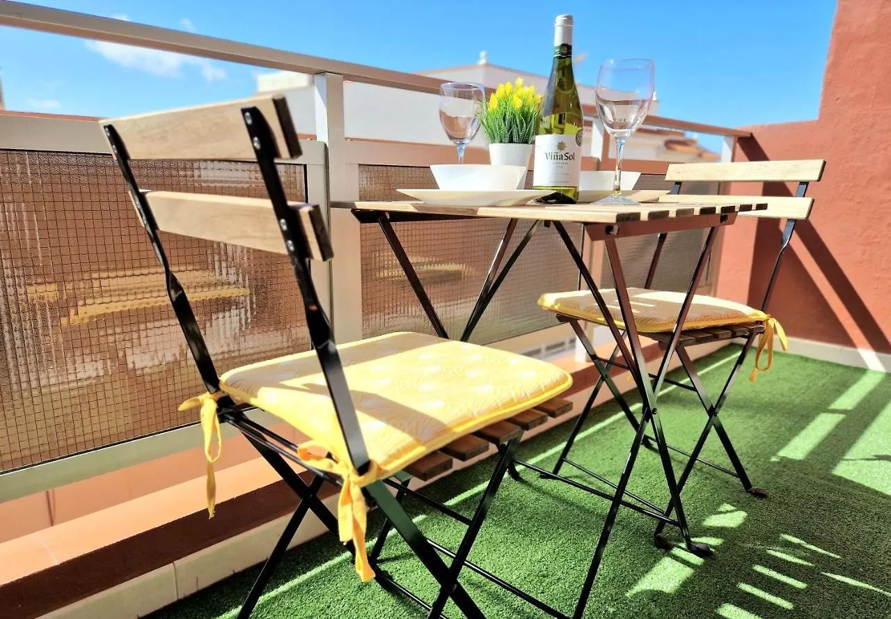 Habitacion Privada En Apartamento Moderno Compartido Cerca De La Playa Y Aeropuerto Hotel San Isidro  0*, San Isidro (Tenerife) Spanyolország